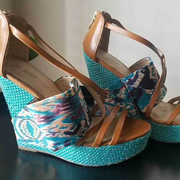 JustFab Turquoise Topanga - Picture 5 of 6